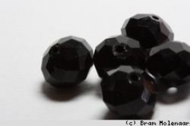 Facetkralen rondell Jet 6*8mm - per streng - #10601